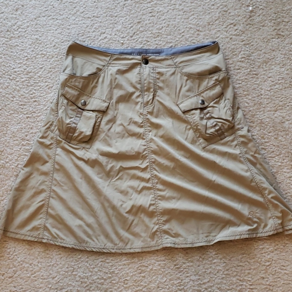 Mountain Hardwear lightweight skirt